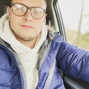 Meet your Posher, Chase